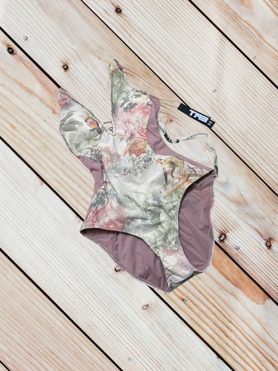 NWT Ta3 S Xlong plungey triangle contour cheeky swimsuit - Picture 2 of 12